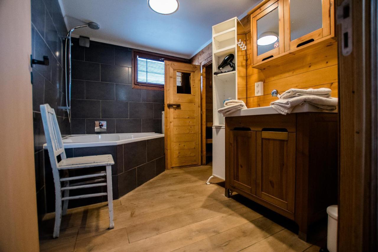 Hotel Houseboat Jana - With Sauna And Terrace à Bruges Extérieur photo